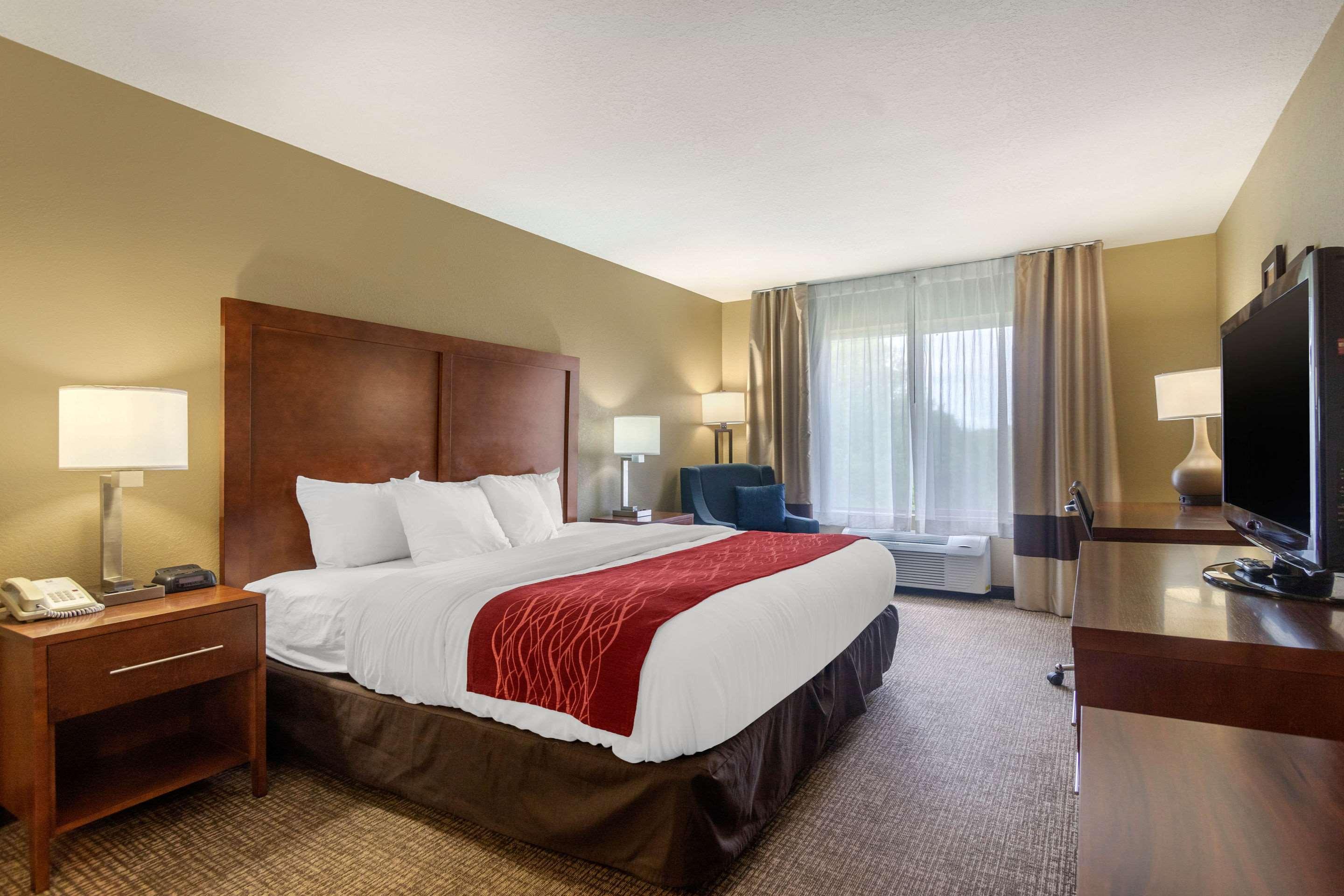 Comfort Inn & Suites Pittsburg Esterno foto