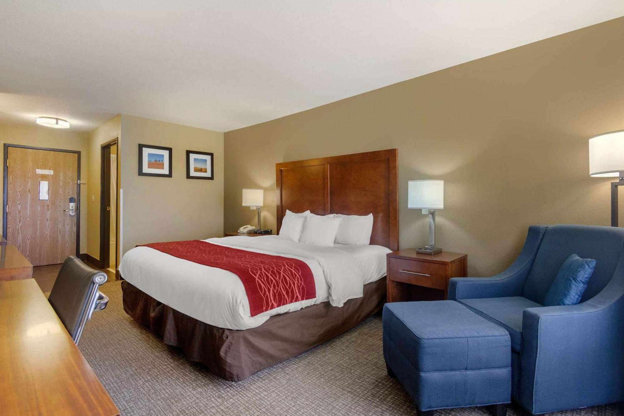 Comfort Inn & Suites Pittsburg Esterno foto